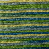 Broderigarn i blå, gul og grønne farver