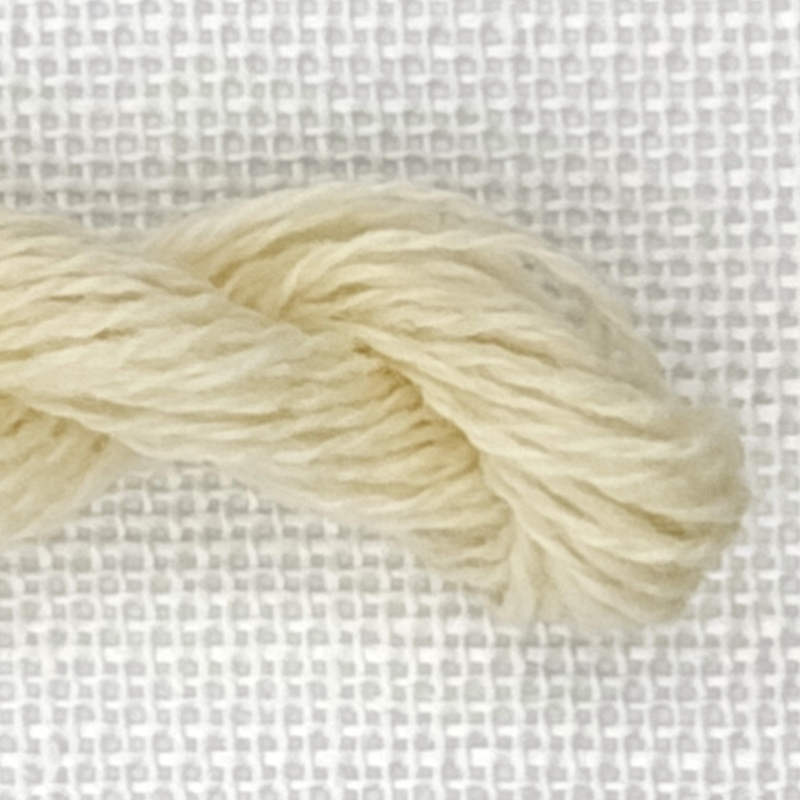 OOE uldgarn til broderi - farve naturhvid