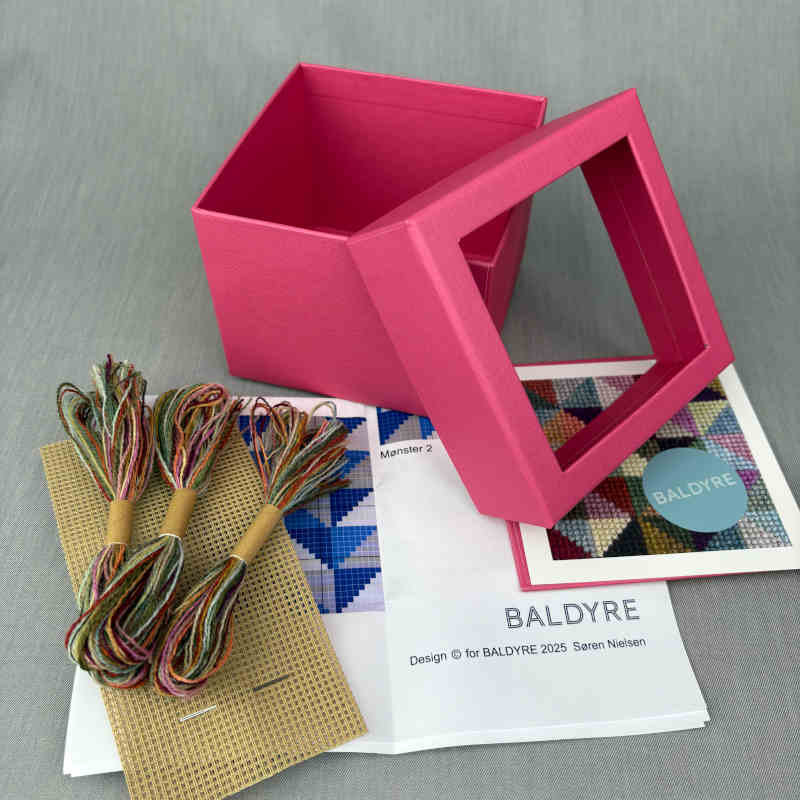 Baldyre æsker | Broderikit - Boxen