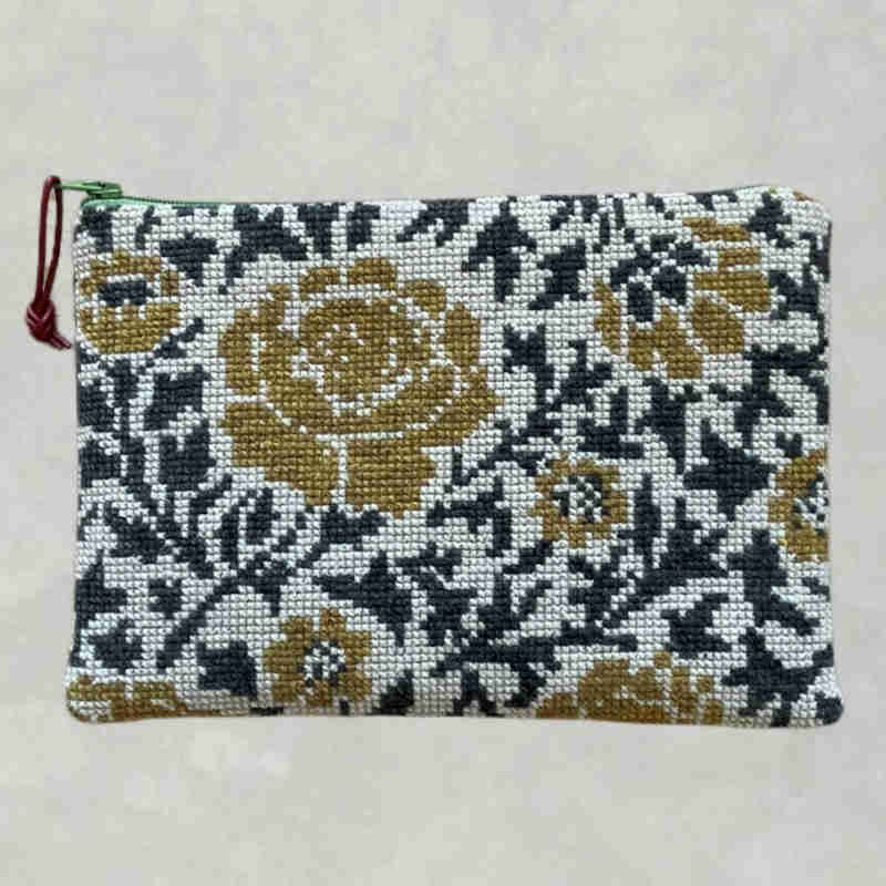 baldyre clutch vildrose - broderikit