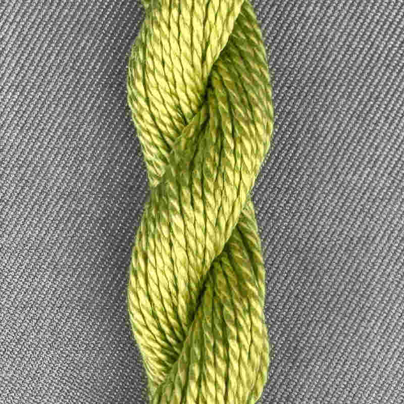 broderigarn i lys grøn