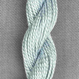 Lyseblåt broderigarn 