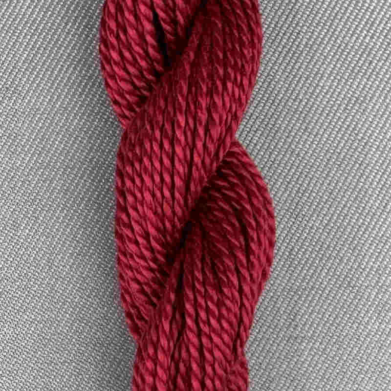 mørkerødt broderigarn