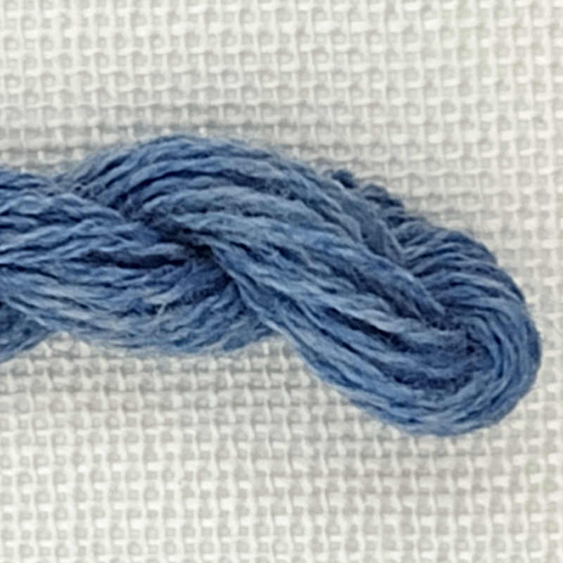 ooe uldgarn til broderi farve cornflower