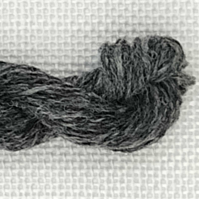 broderigarn i uld farve iron