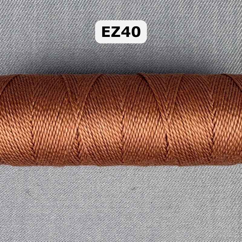 Wonderfil broderigarn 
