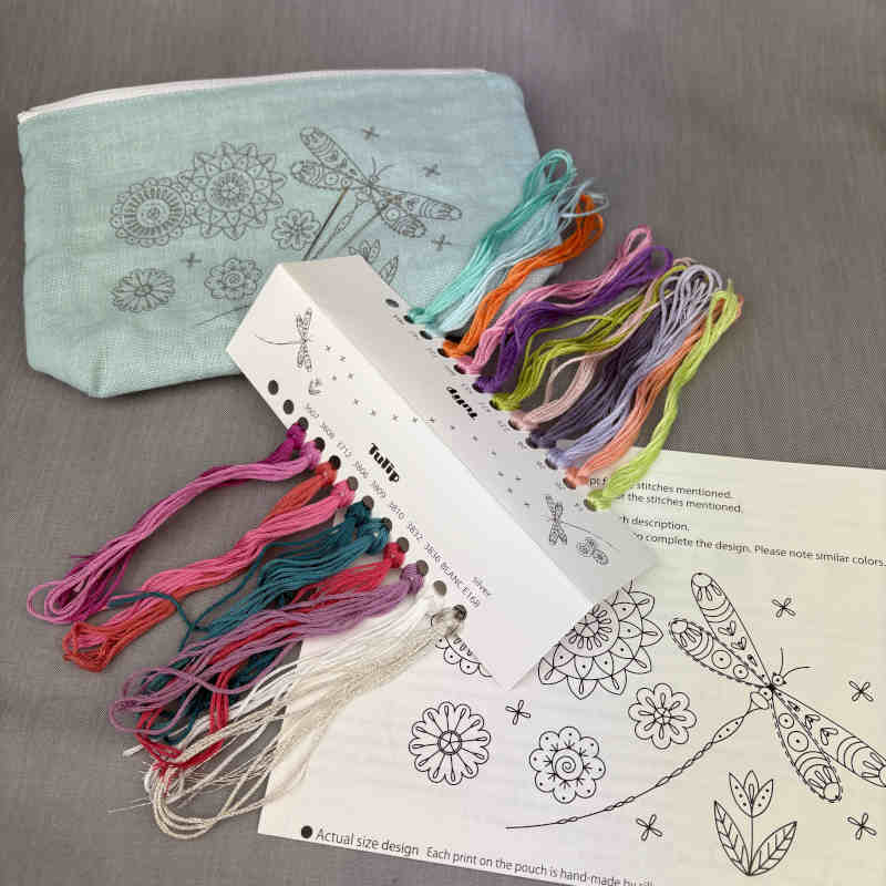 Broderikit dragonfly med mønster og flotte farver