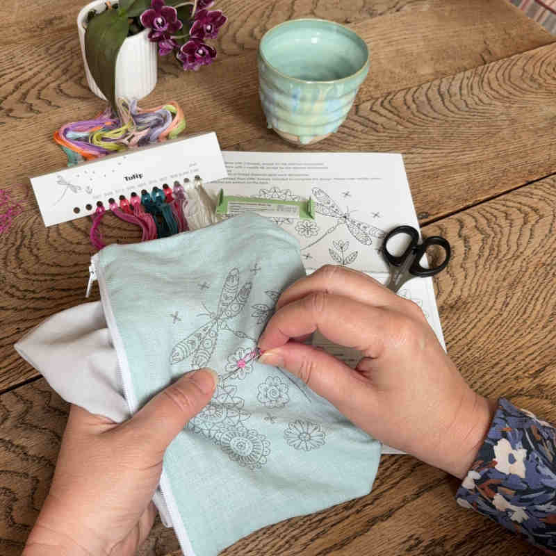 Broderikit til frit broderi